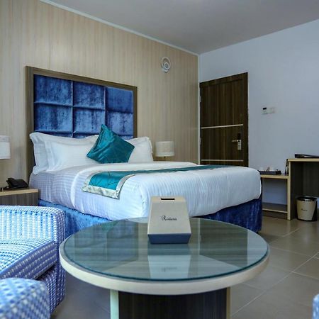 Riviera Suites Lagos Esterno foto