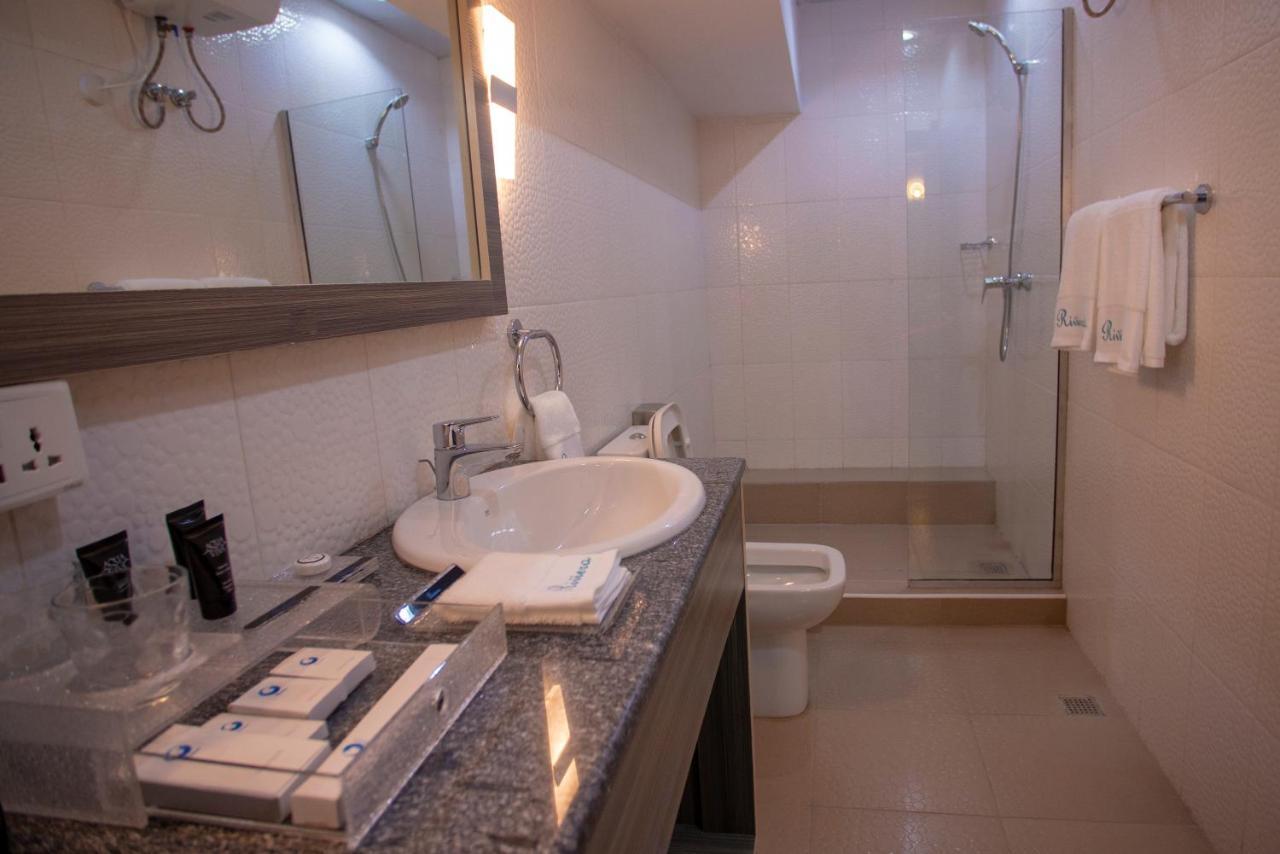 Riviera Suites Lagos Esterno foto