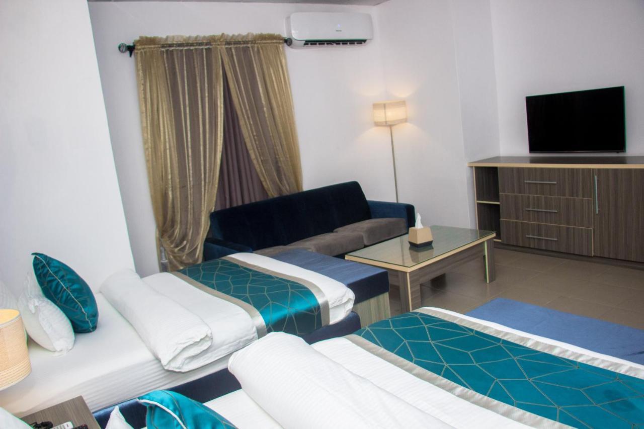 Riviera Suites Lagos Esterno foto