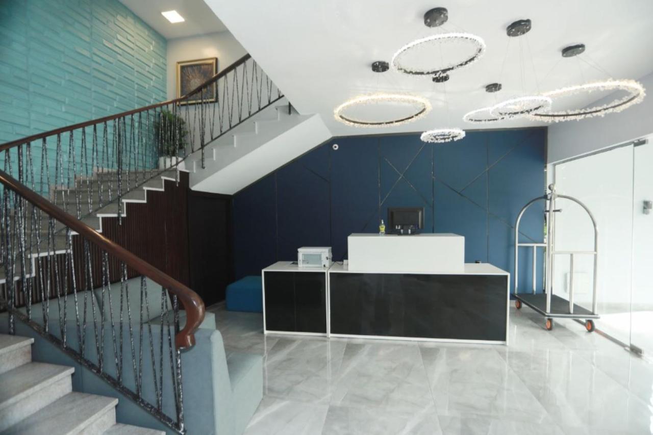 Riviera Suites Lagos Esterno foto